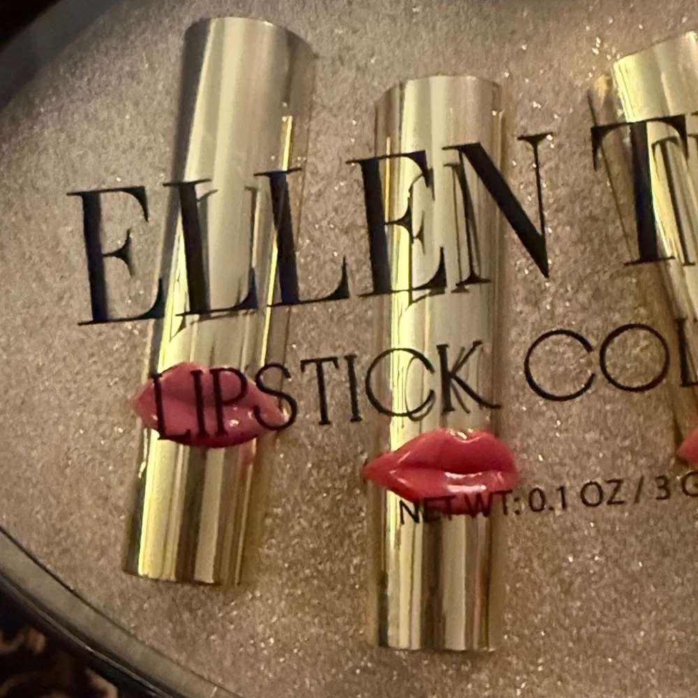 Ellen Tracy‎ Gold Lipstick Set
